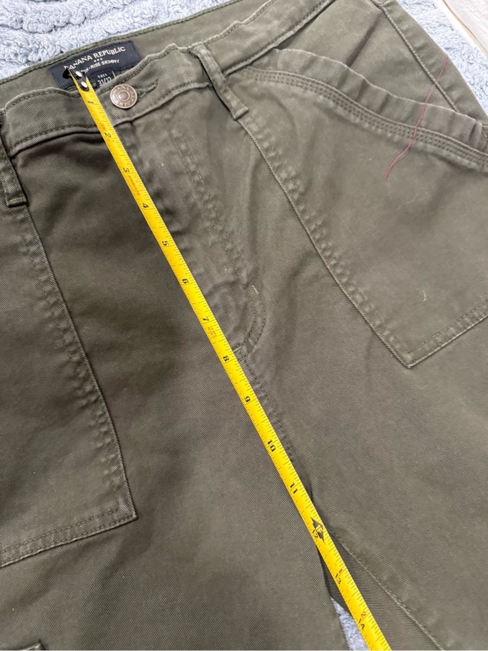 Banana Republic Olive Green High-Rise Cargo Jeans - Picture 5 of 11